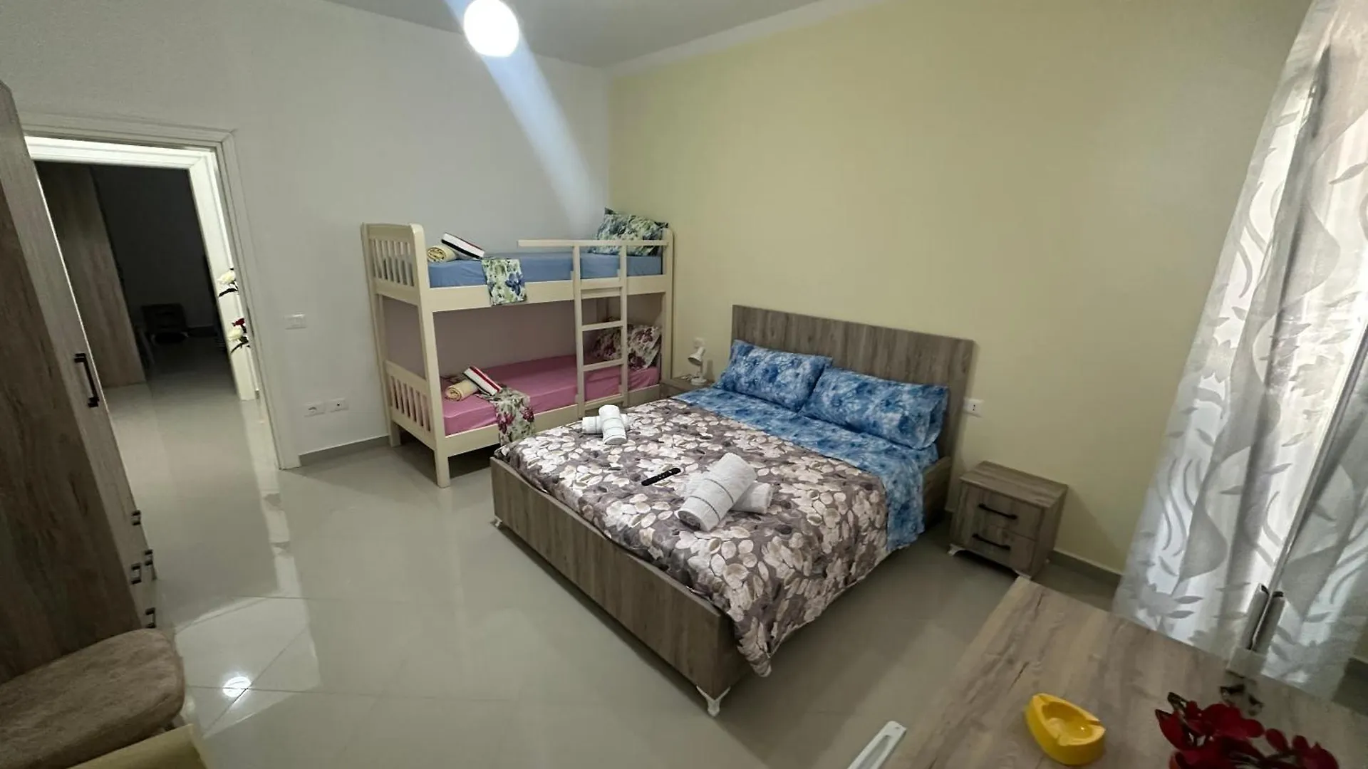 Hotel Anxhelo Shetaj 0*,  Albania